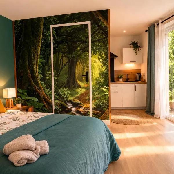 RELAI DU CHATEAU APPARTHOTEL, khách sạn ở La Tourlandry