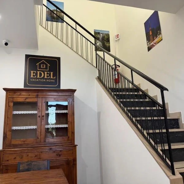 EDEL Vacation Home, хотел в Терни