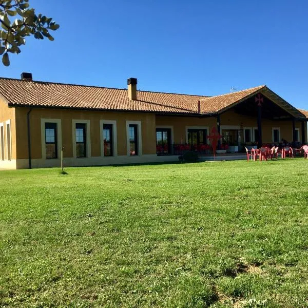 Albergue Los Templarios, хотел в Terradillos de Templarios