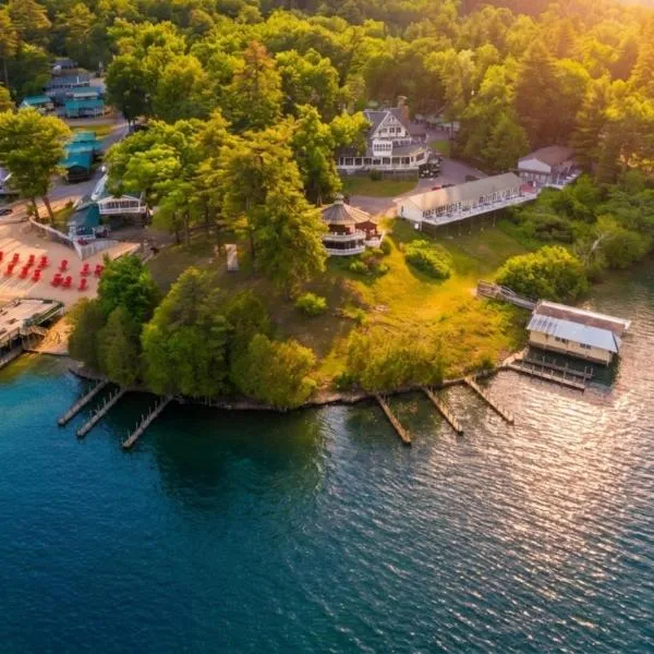Depe Dene Lakeside Resort, hotel i Lake George