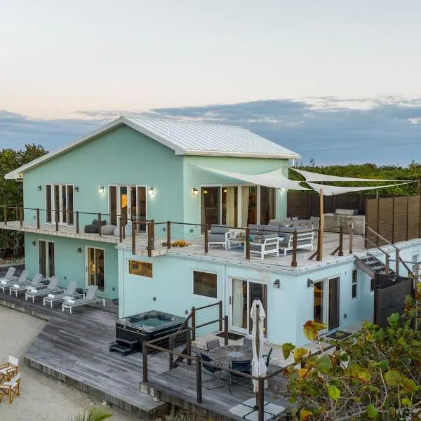 4-Bed Luxury Villa in Little Cayman, hotel a Head of Bay