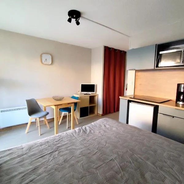 Studio Rénové - Le Verdale, hotelli kohteessa Lamalou-les-Bains