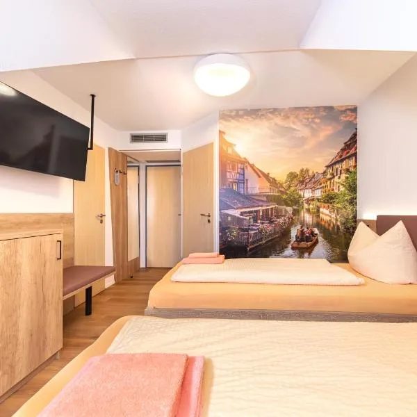 Hotel Restaurant Fallerhof, хотел в Бад Кроцинген