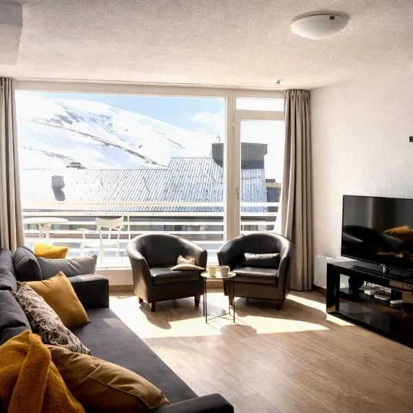LIVING SIERRA NEVADA, céntrico, vistas, zona baja Montblanc, hotel di Sierra Nevada
