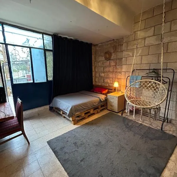 bayt alrahaal, Hotel in Amman