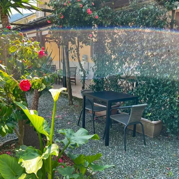 La Pergola - Camere ed Appartamenti con Giardino, hotel v mestu Levanto