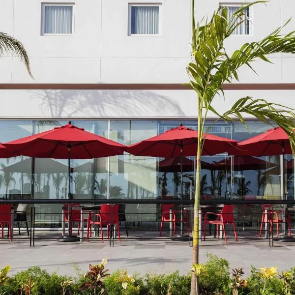 Ibis Mazatlan Marina, hotel en Mazatlán