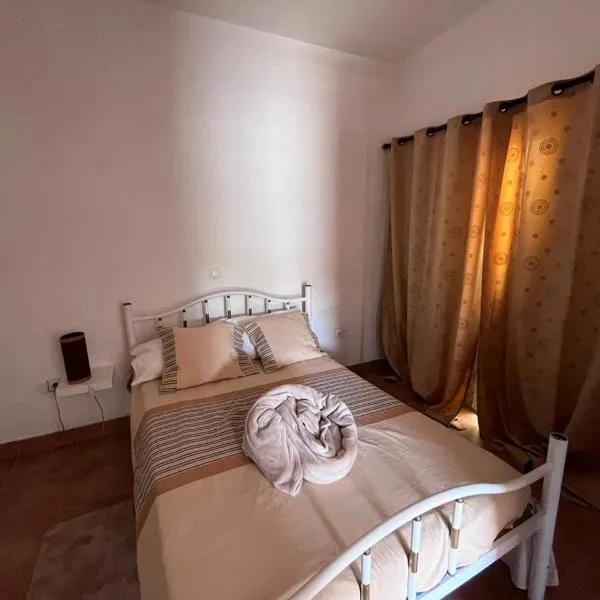 Vovas T1, hotel v Espargosu