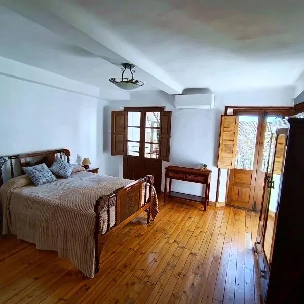 Habitación 5 - Casa Rural el Convento, hotel in Jarandilla de la Vera