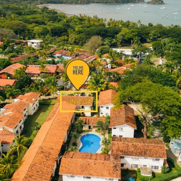 Tropical Beach Second Floor Studio with Hill view, hotel em Coco