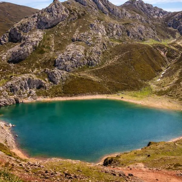 Coronel Somiedo by Unusual Hotels، فندق في El Puerto de Somiedo