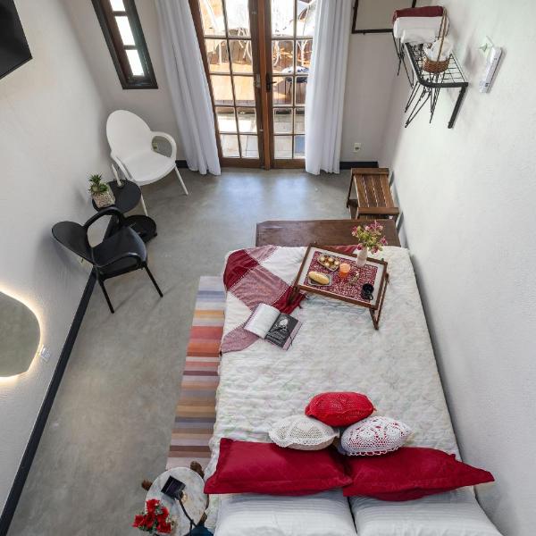 RENOVADO - Boechat Loft 300m da Praia 3 Quartos Piscina Privativa Churrasqueira Jardim Wi-Fi 252 mpbs e Cozinha Completa - Indicado para Casais - Foto 5