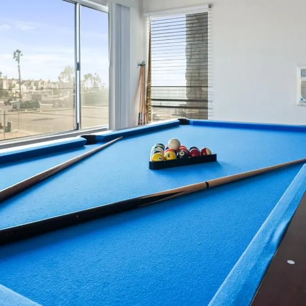 Ocean View Beach Stay w Pool Table & Bikes, hotel a Oxnard