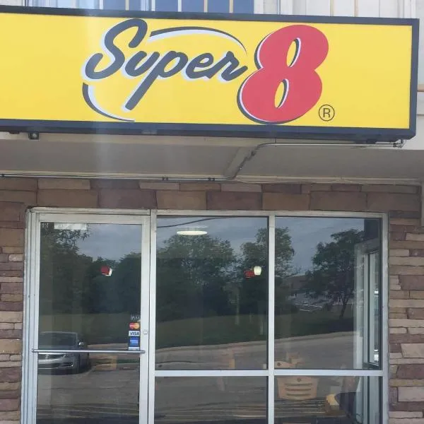 Super 8 by Wyndham Florence, отель в городе Флоренс