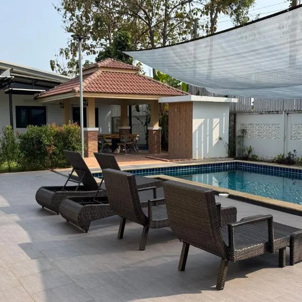 Manning HomeStay, hôtel à Ban Pa Chi