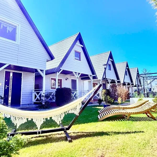 CUBA domki letniskowe, Hotel in Sarbinowo