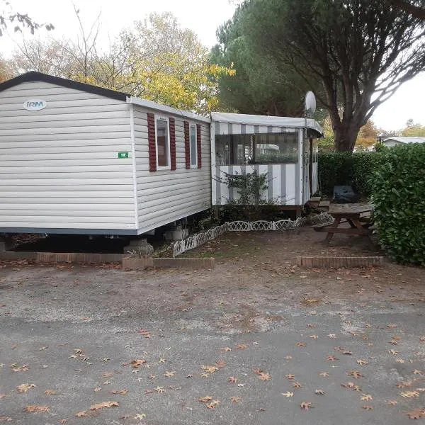 Viesnīca mobil home 3chambres tout confort pilsētā Gastes