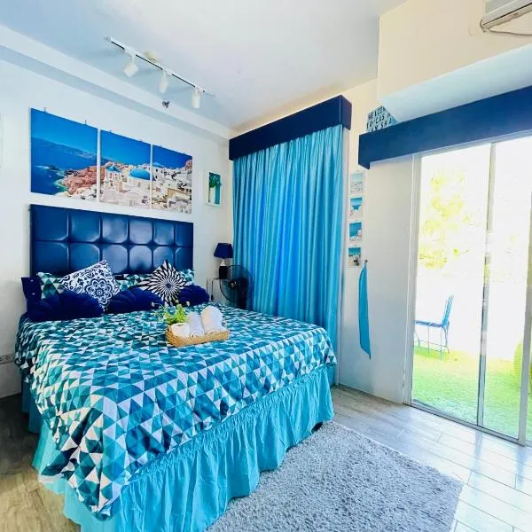 Casa Ayesha Sweet Staycation at La Bella Tagaytay, hotel v destinaci Tagaytay