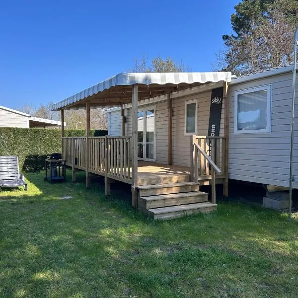 Mobil-Home 3ch 8 pers - Les Charmettes K100 - Les Mathes – hotel w mieście Les Mathes