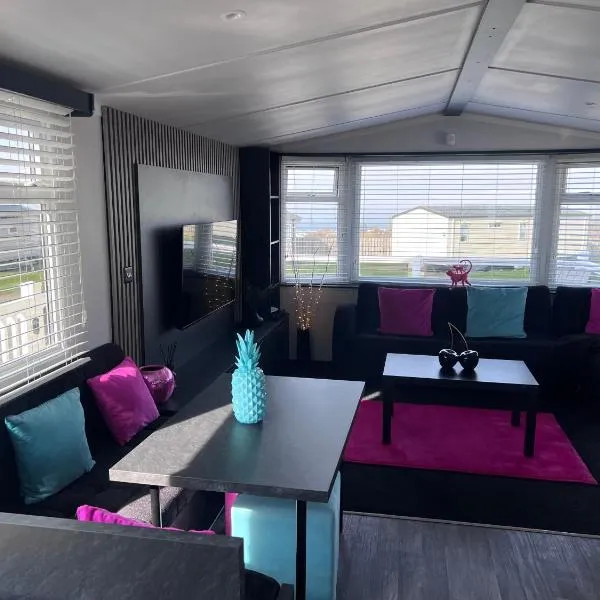 107 Arran View with WiFi, hotel a Ayr