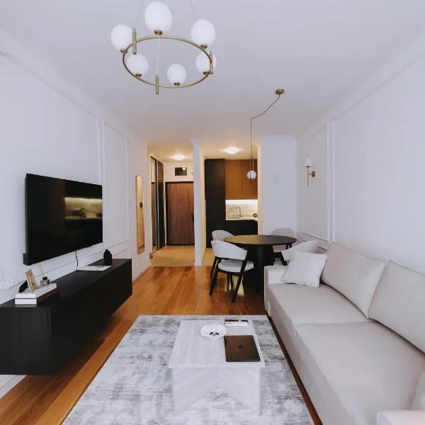 Park Residence - Luxury Apartment with Garage, hotel in Banja Luka