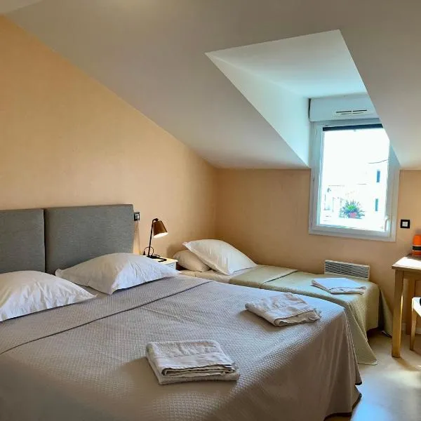 Greg House 49 - Chambres d'Hôtes, Hotel in Beaupréau