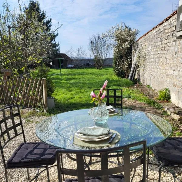 Mon Cabanon, Hotel in Tonnerre