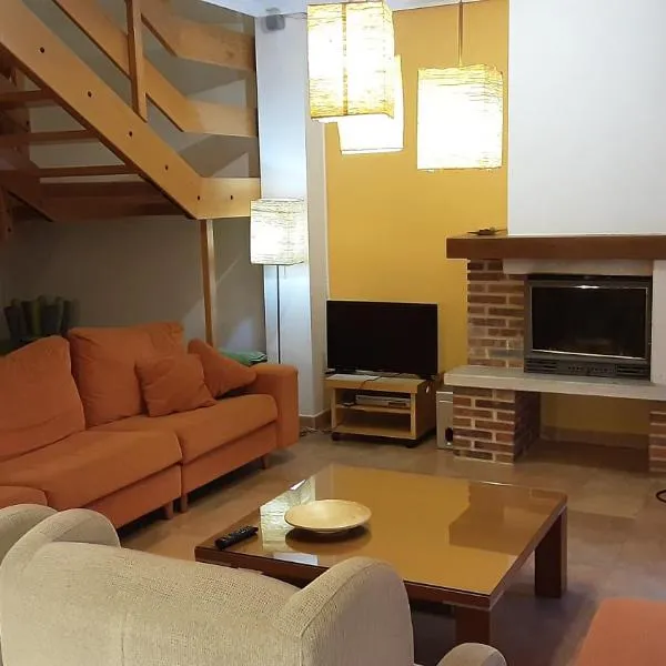 Viesnīca Casas rurales La Alcubilla pilsētā Astudillo