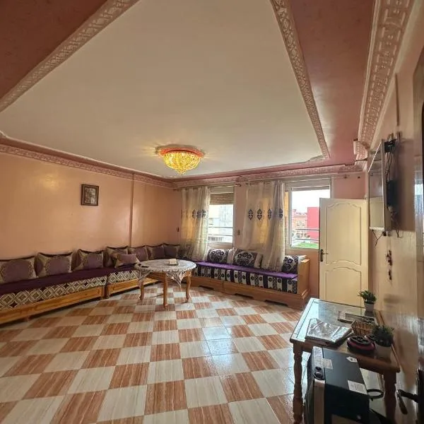 Appartement champs élyséen, hotel v destinácii Berkane