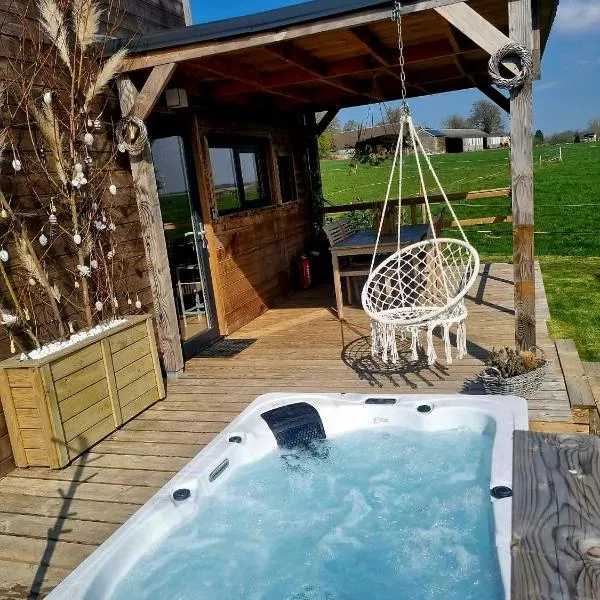 Tiny housse serenity avec jacuzzi et piscine, hotell sihtkohas Tinlot