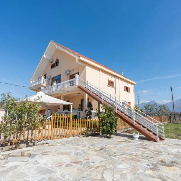 Guesthouse 3 Diamonds โรงแรมในOmarë