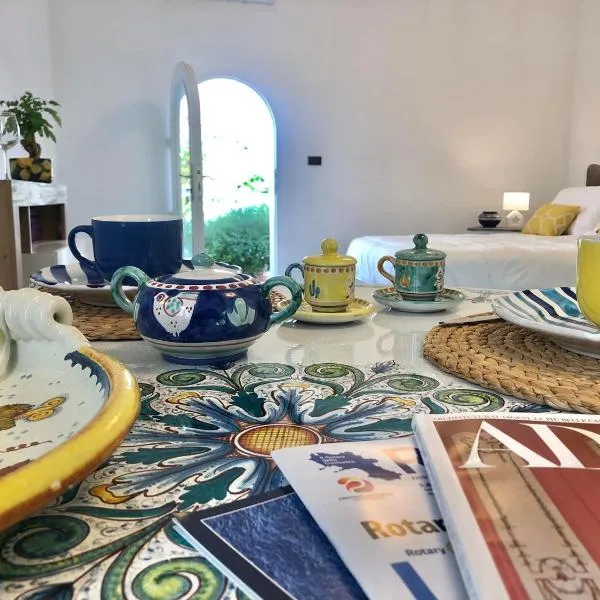 Syrene Suites Sorrento, hotel v destinaci Piano di Sorrento