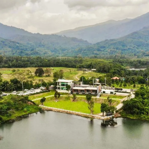 Ramrom Valley Resort - รามโรมวัลเลย์รีสอร์ท นครศรีธรรมราช, hotel di Ban Loeng