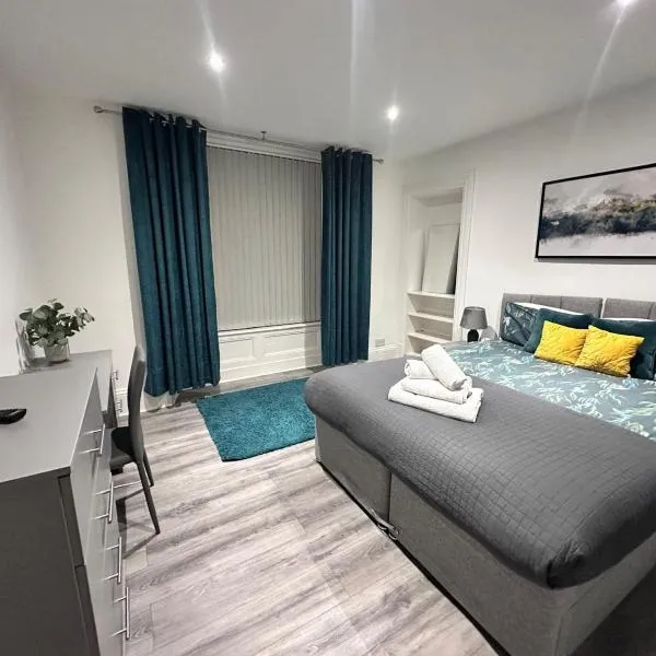 Bright City Apt - King Bed - Parking & Wi-Fi, Hotel in Dundee