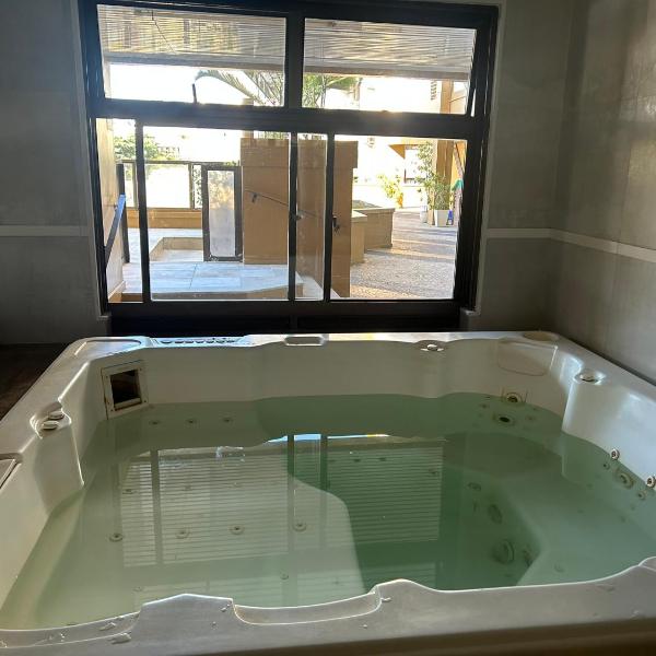 Beach Front 2 Bed Rooms - Balcony with Full Sea View - Praia do Pepê - Foto 3
