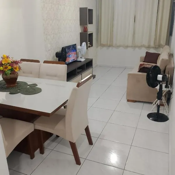 Apartamento aconchegante no Jardim Paulistano I - Garagem APENAS para carro pequeno na lateral do prédio!, hotel in Campina Grande
