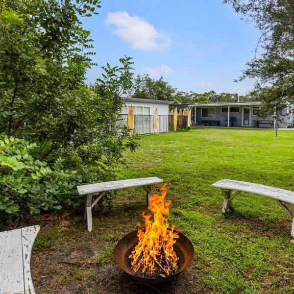 Roskell Retreat Pet Friendly 5 Mins Walk to Beach, hotel v mestu Callala Beach