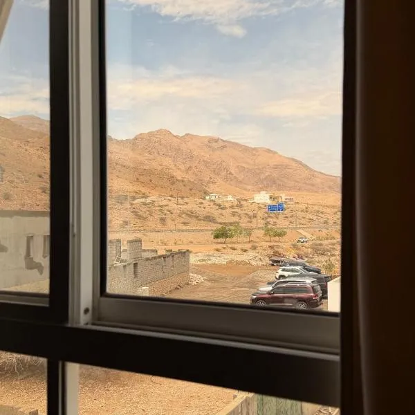 Marsa wadi shab, hotel u gradu Ash Shāb