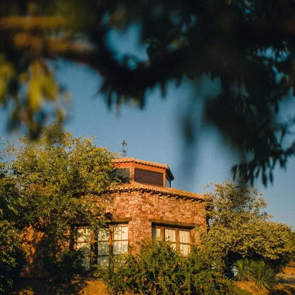 Hotel Rural La Marmita de Ahlam, hotel em Fondón