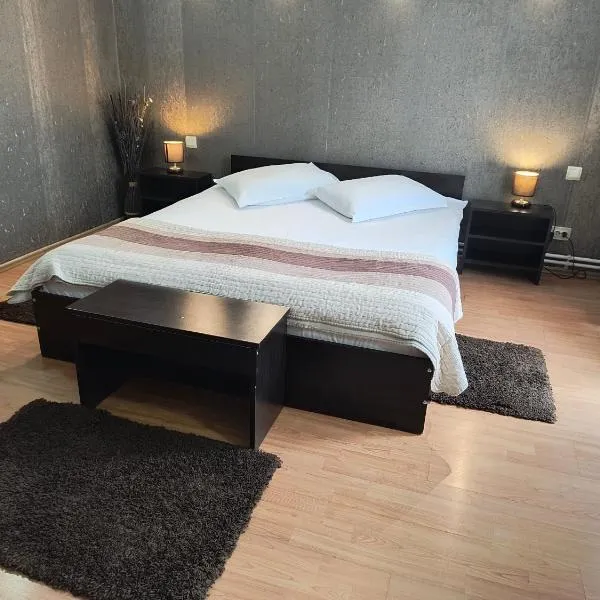 Casa Mais Brașov Guesthouse with Free Parking, Hotel in Braşov