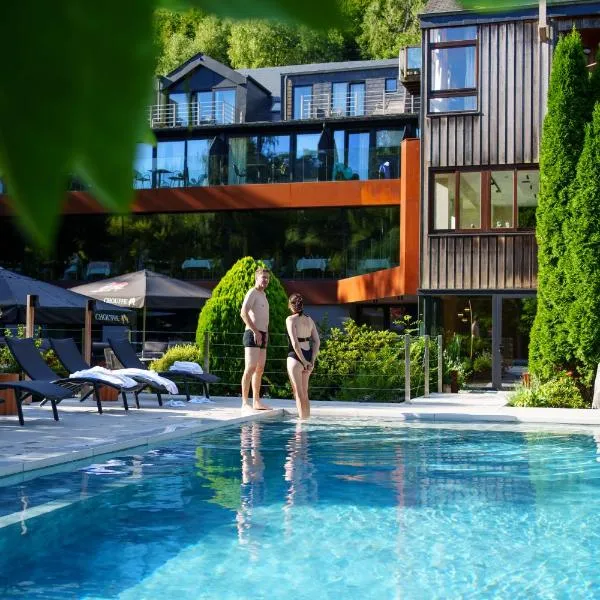 Hostellerie La Claire Fontaine, Logis hôtels & Spa, hotel sa La-Roche-en-Ardenne
