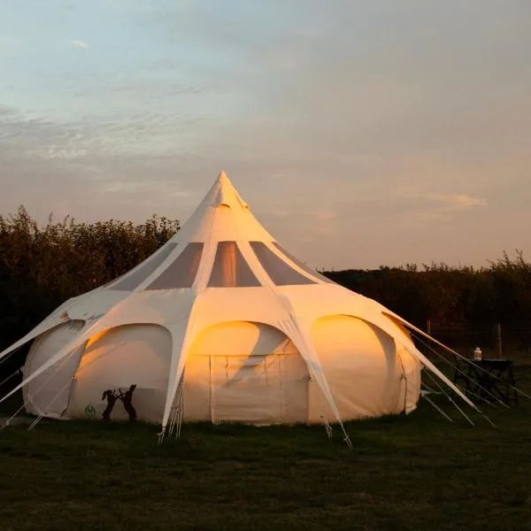 Stargazer Bell Tent, hotel in Northrepps