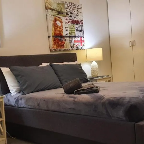 Apartment in Griffith with Free Parking & Wi-fi, hotel in Griffith