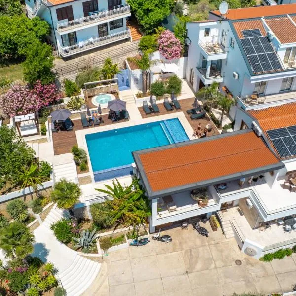 Apartments Secret Garden, hotel i Ulcinj