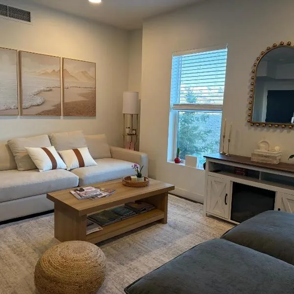 Cozy Private Room with Mountain View in Park City, Hotel in Park City