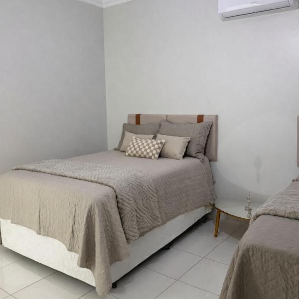 CS2 - Ampla - Suítes e Ar-Cond em Todos os Quartos - Foto 2