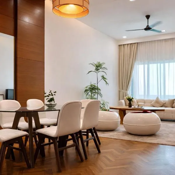 Straits Quay Seafront Suite l Panoramic Seaview, hotel in Tanjong Tokong