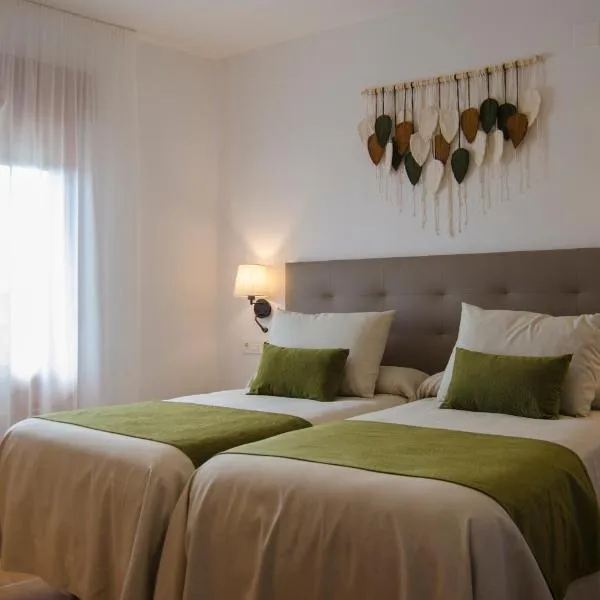 Las Perdices、Válorのホテル