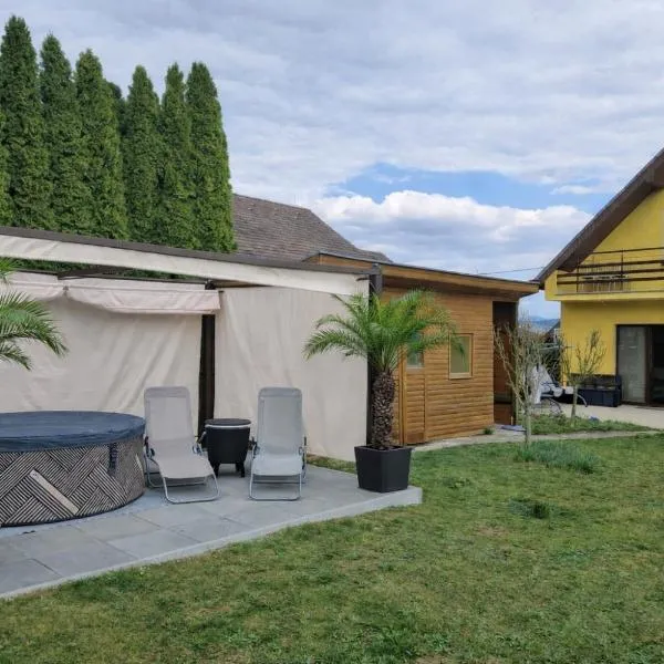 Apartmány Lužianky、ニトラのホテル