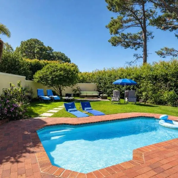 3 Bedroom Family Home, Pool & Garden, Upper Constantia, hotel Constantiában